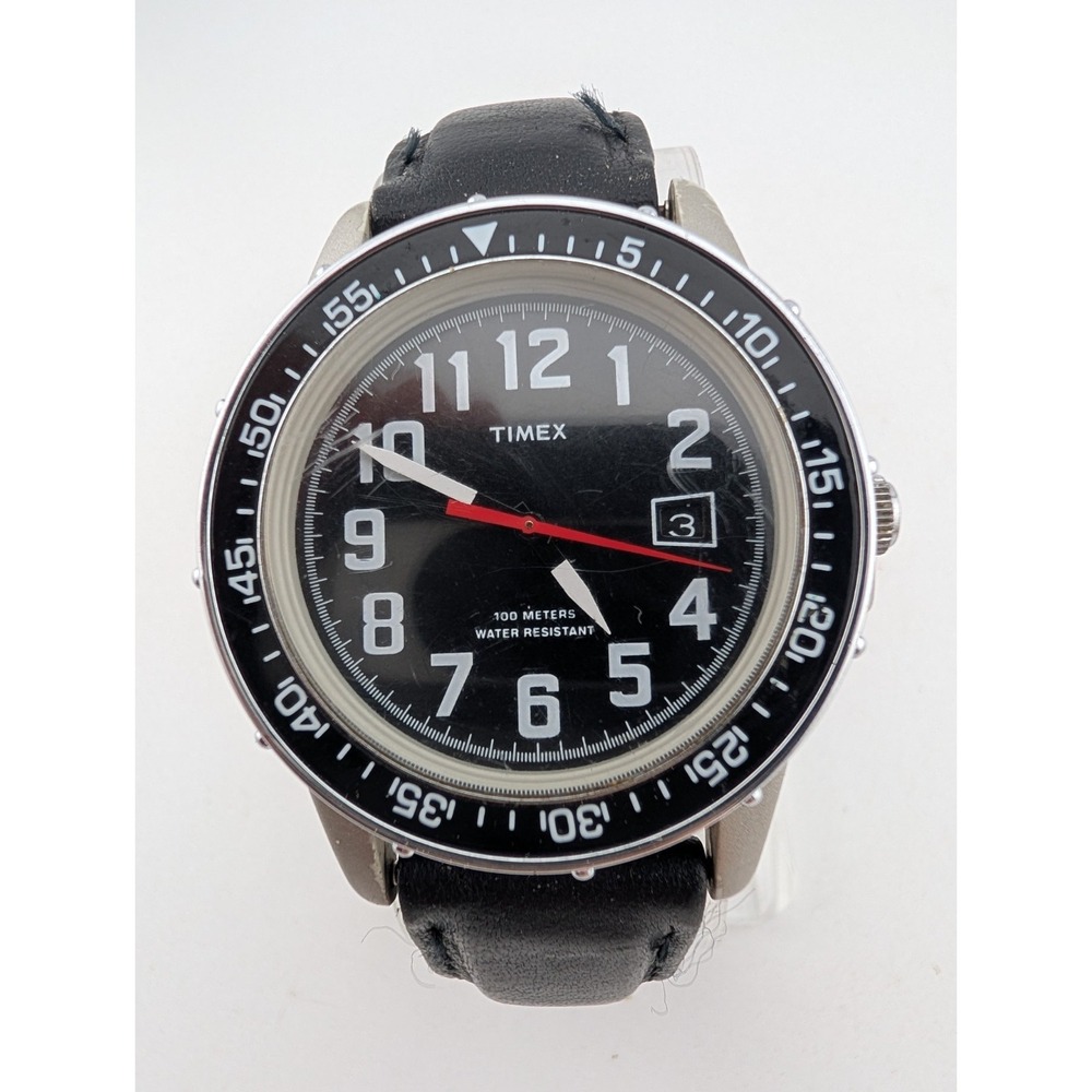 Timex Men's Watch 39mm Silver Case Rotating Bezel Black Leather Band New Battery